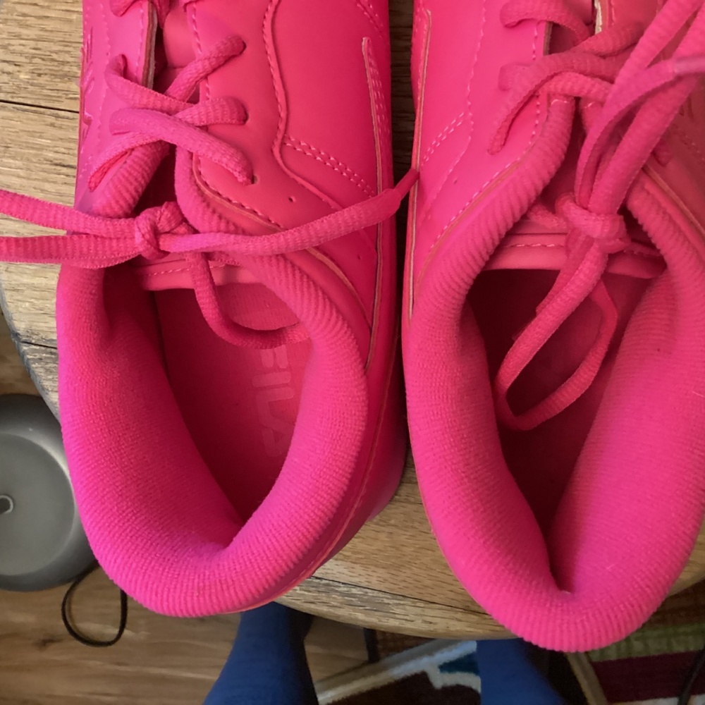 Women’s  Pink FILA IL shoes Size 10 - Picture 9 of 13